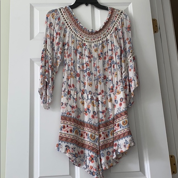 Floral Romper! - Picture 2 of 2